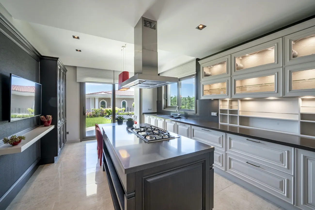 Modern kitchen